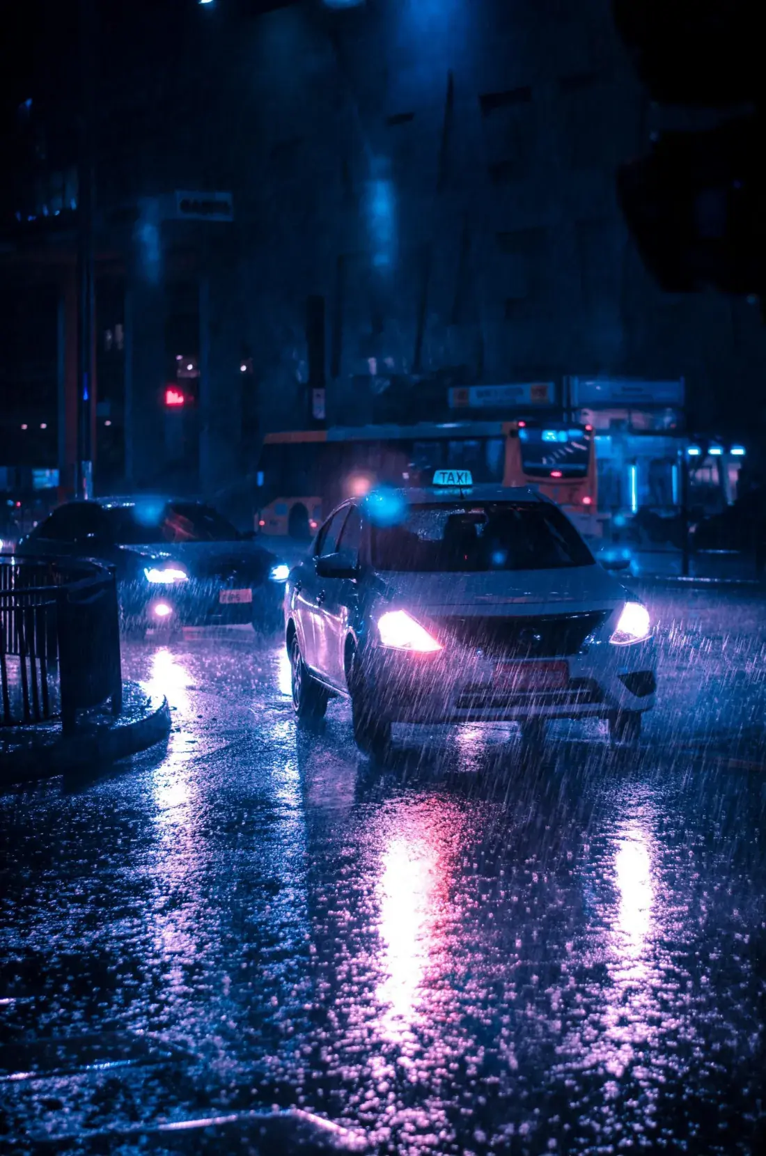 Taxi v noci